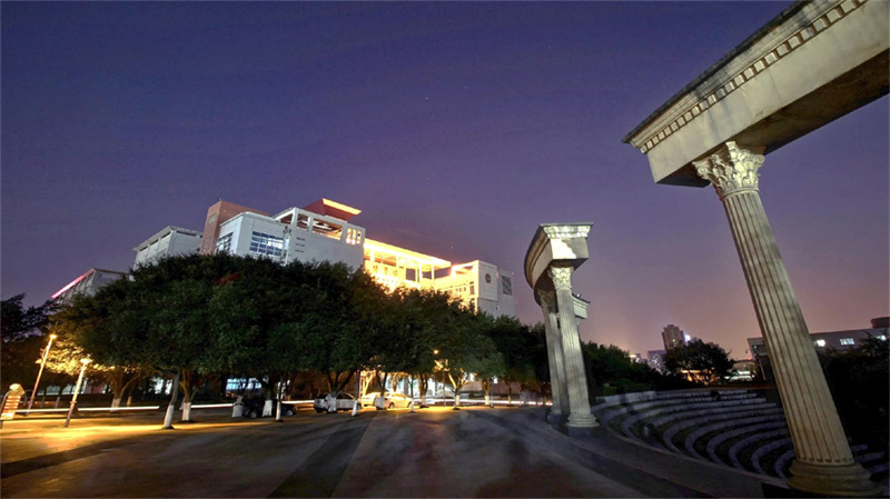 长沙金海高中收费标准_长沙市金海高级中学_长沙金海高中高考喜报