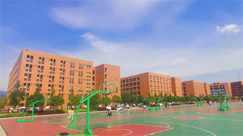 长沙金海高中_现代化寄宿制民办初中_长沙市雨花区金海中学