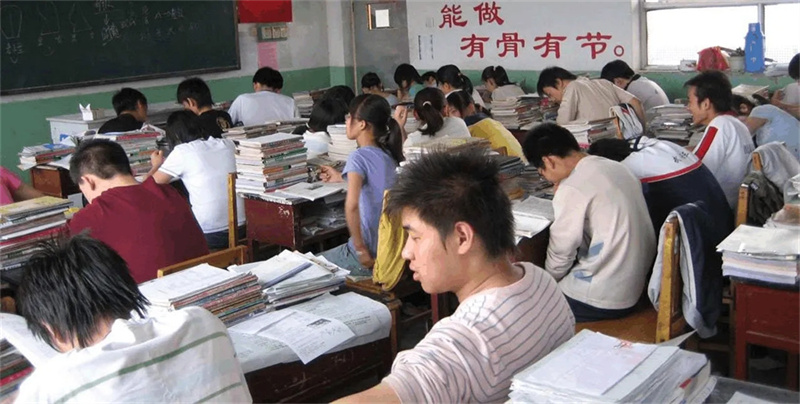 _湖南每年复读人数_2020年湖南高考复读人数