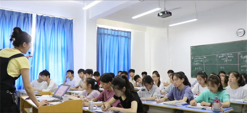 长沙市高考复读学校__湖南长沙高三复读学校